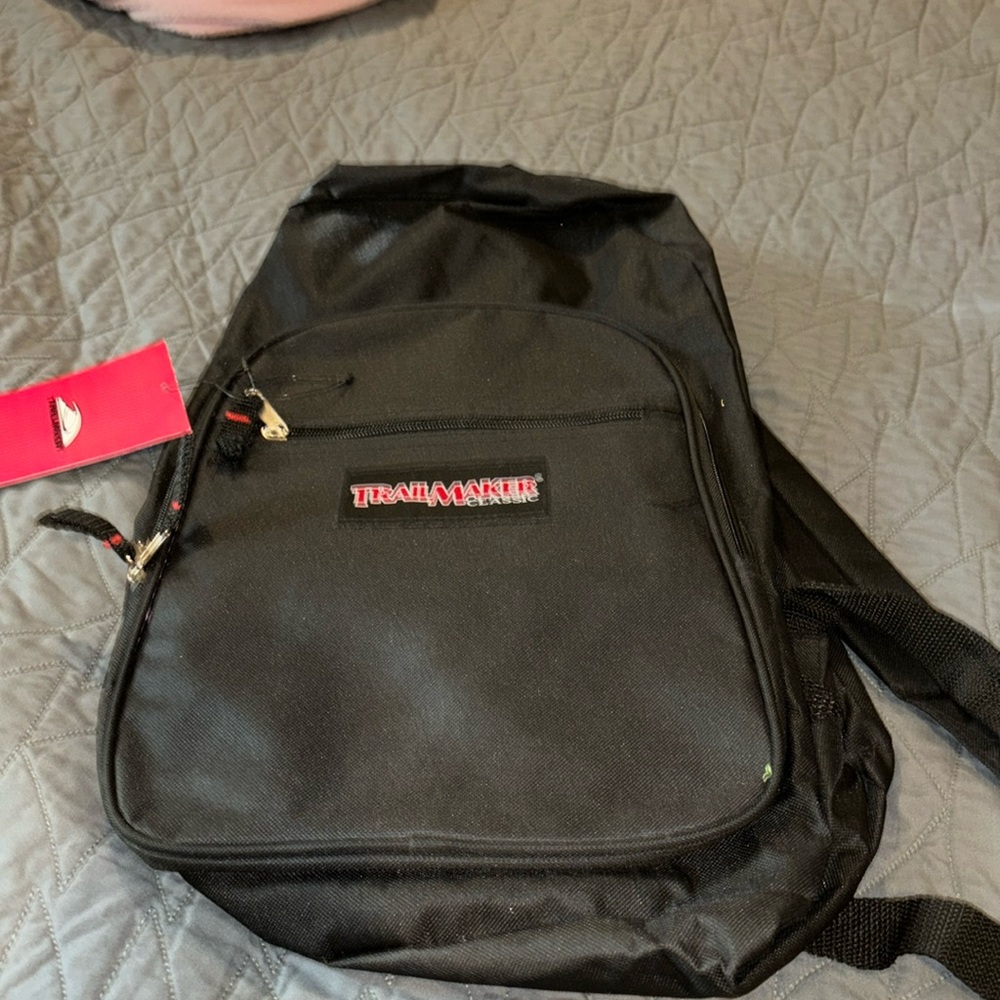 New NWT Trailmaker black backpack
